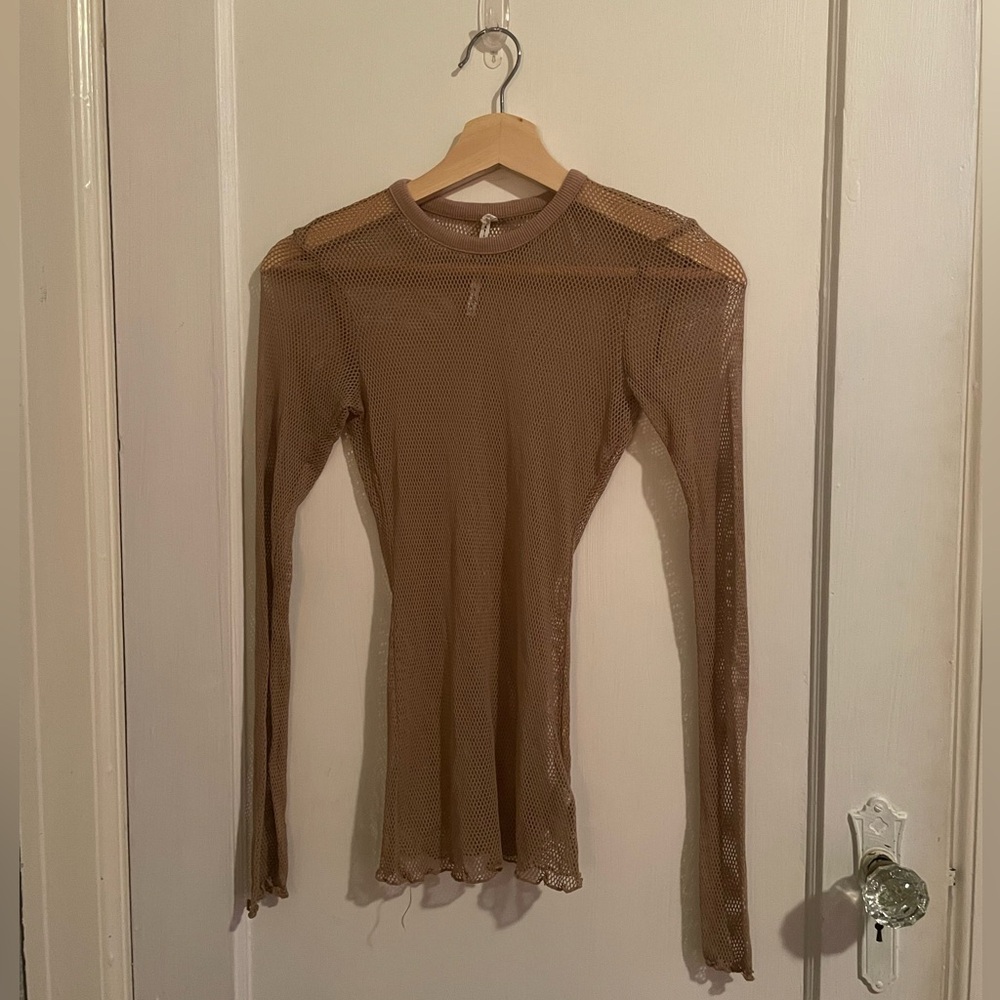 Urban / Out From Under Nude Mesh Crewneck Long Sleeve Top Size Small/Petite